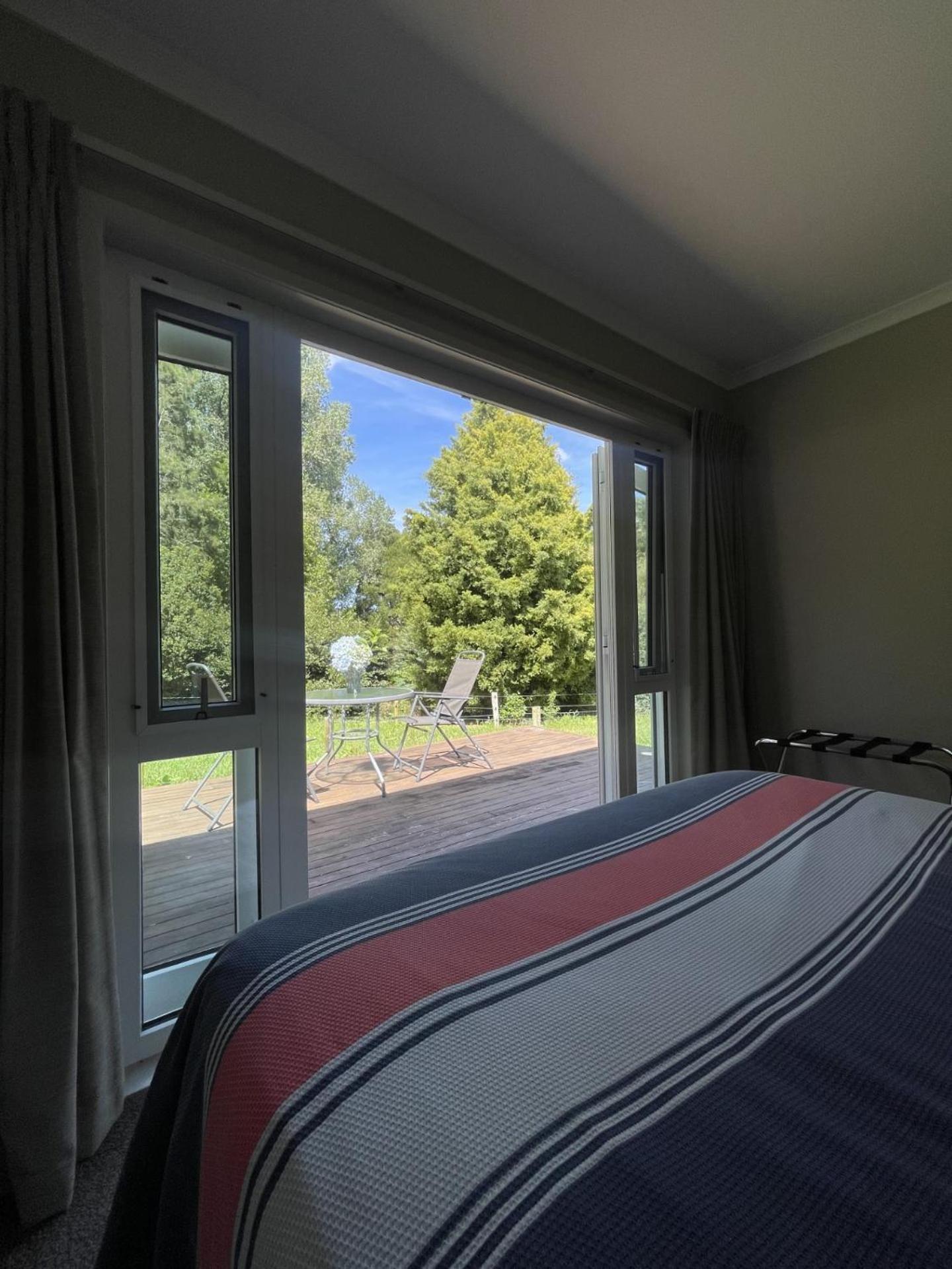 Apartamento Guest Wing In Richmond Downs Walton Exterior foto